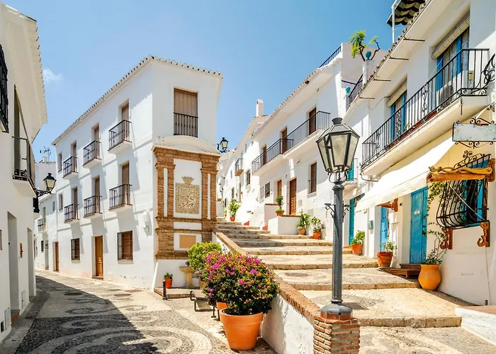 Estudio Velero En El Centro De Nerja - South Costa